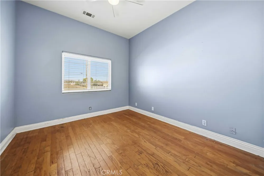 42500 20th W Lancaster, CA 93534