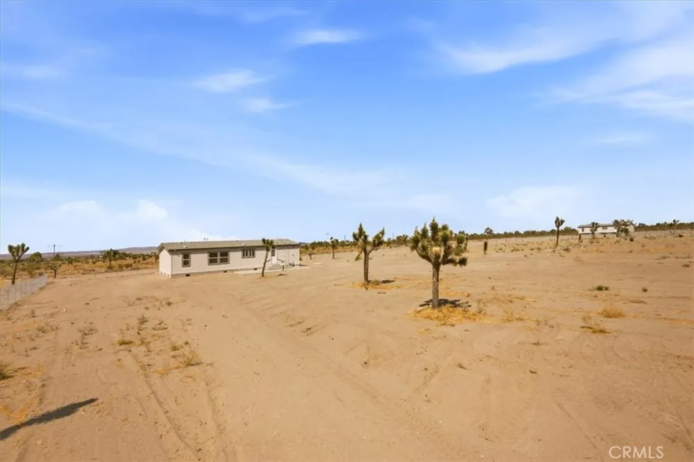 1825 Saragota Road Pinon Hills, CA 92372
