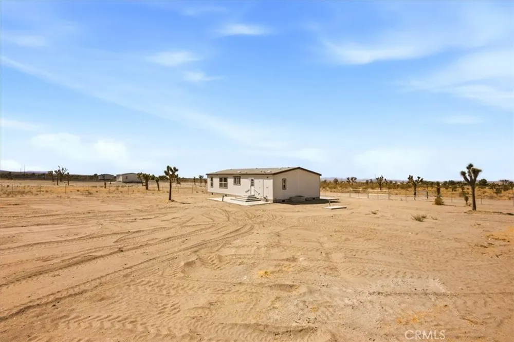 1825 Saragota Road Pinon Hills, CA 92372