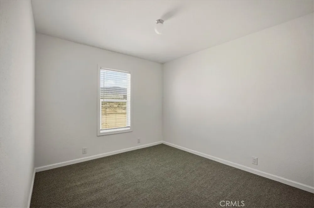 1825 Saragota Road Pinon Hills, CA 92372