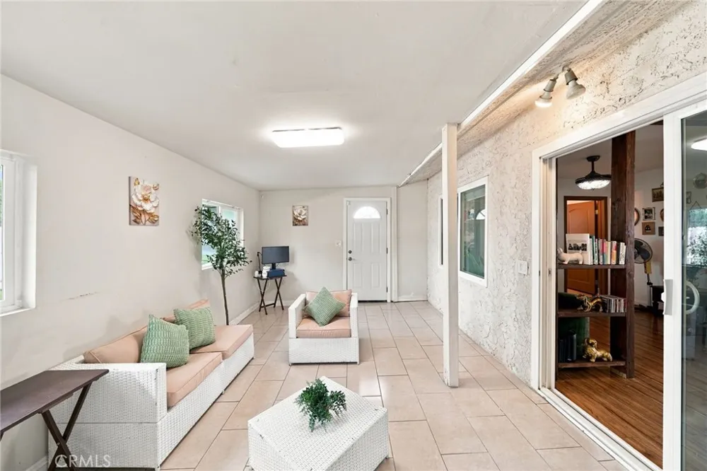 7405 Via Paraiso Rancho Cucamonga, CA 91730