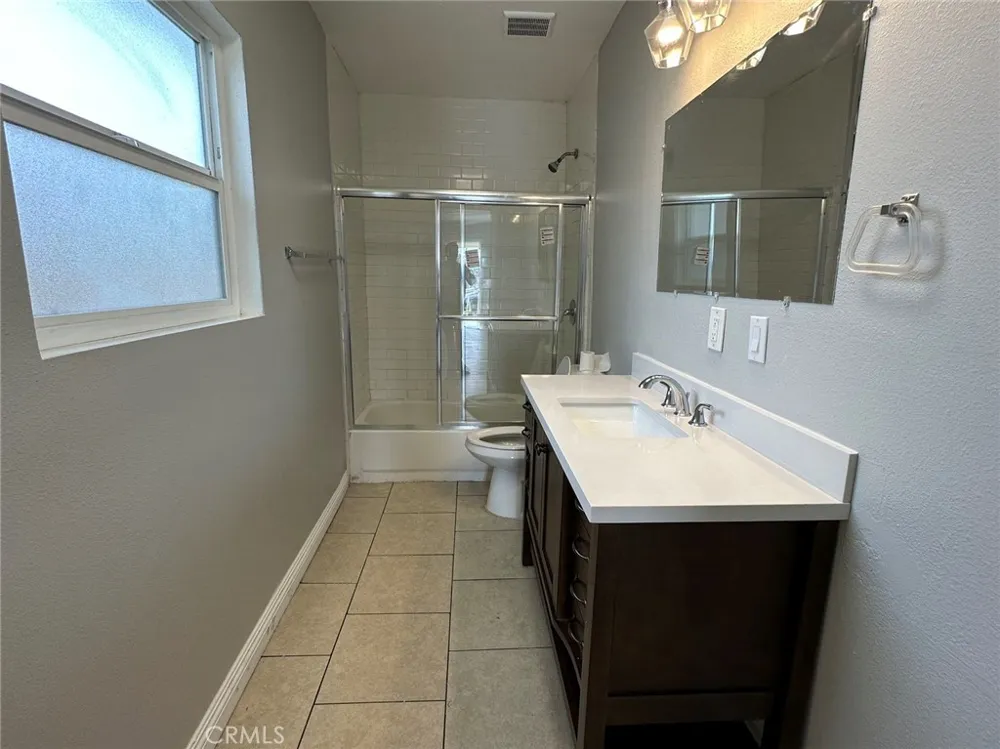 939 E D STREET Ontario, CA 91764