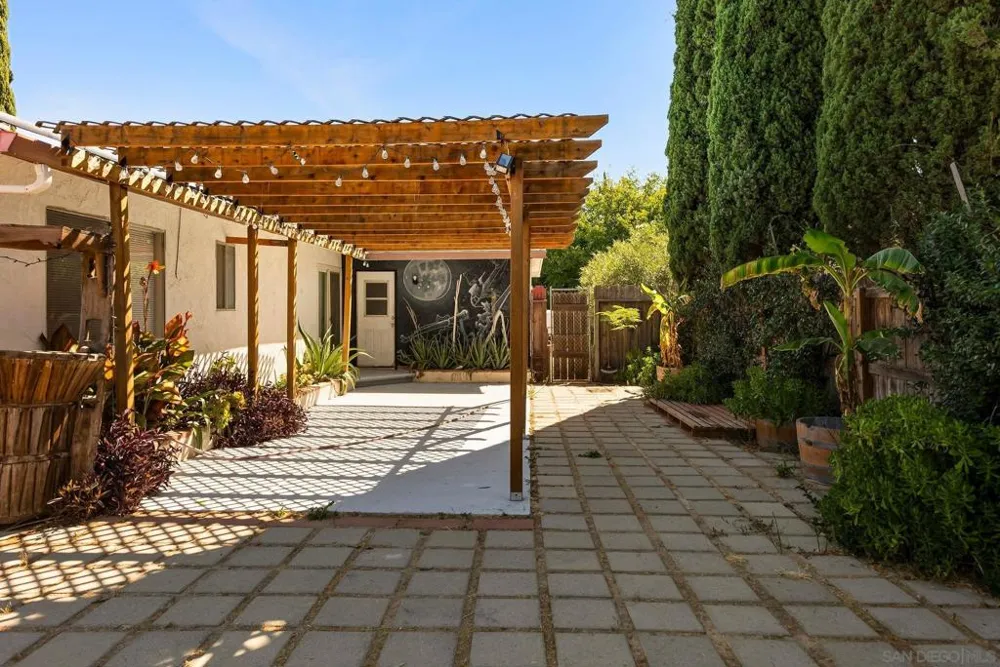 918 Cortina Dr Orland, CA 95963