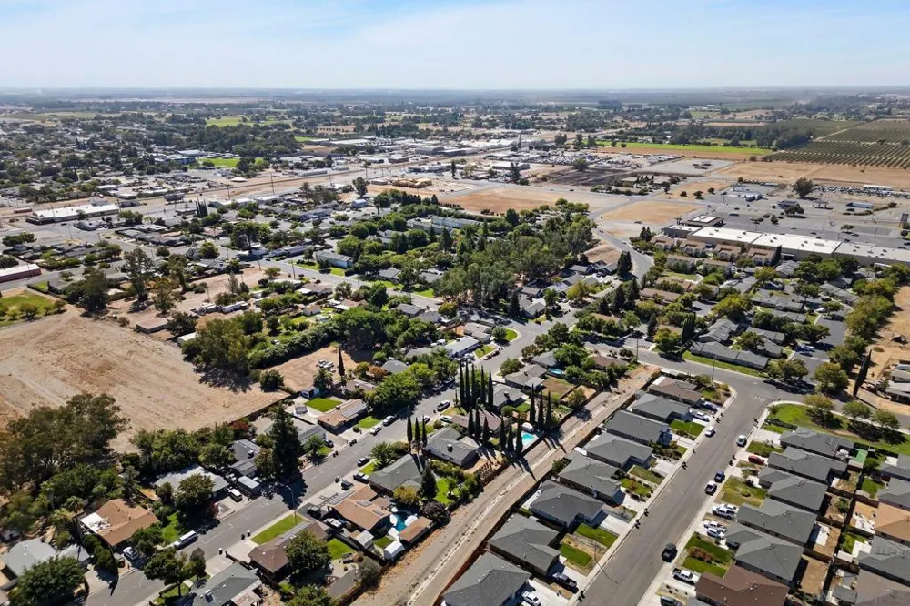 918 Cortina Dr Orland, CA 95963