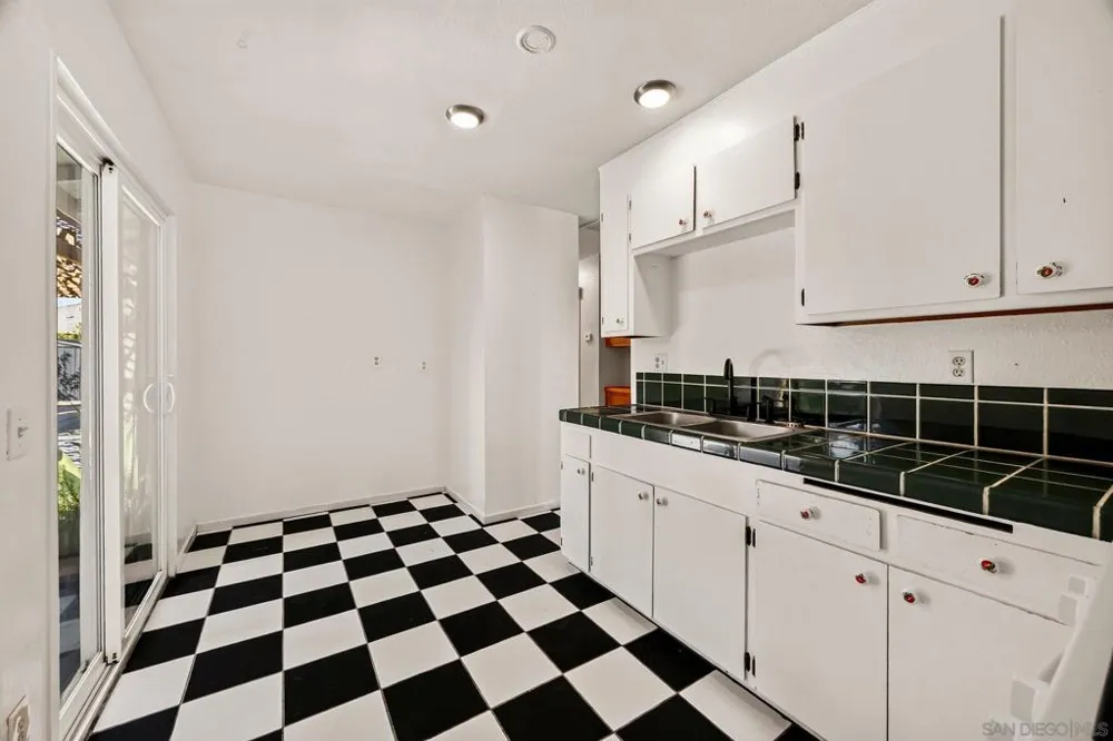 918 Cortina Dr Orland, CA 95963
