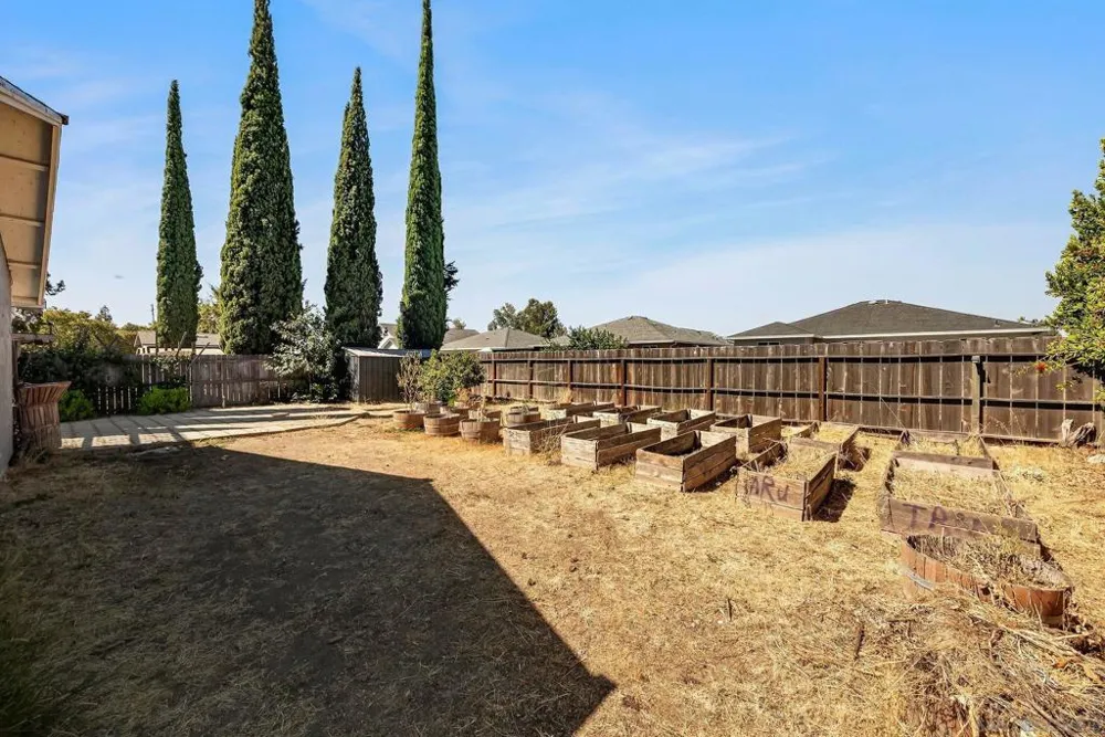 918 Cortina Dr Orland, CA 95963