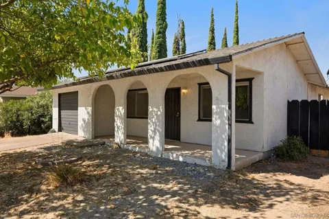 918 Cortina Dr