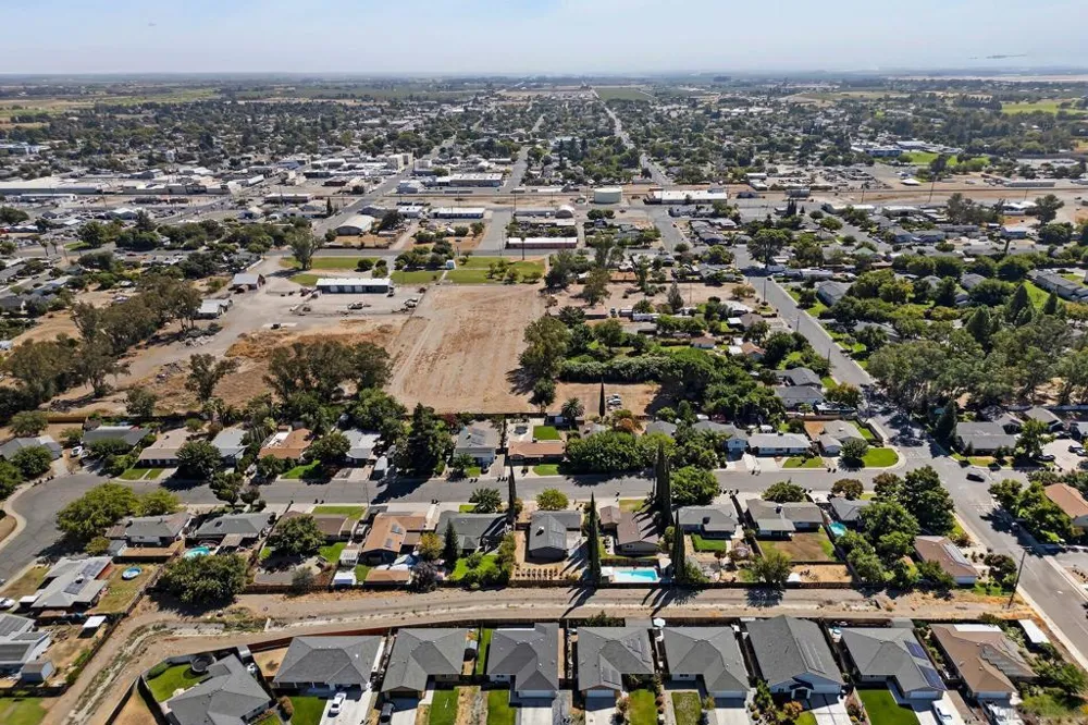 918 Cortina Dr Orland, CA 95963