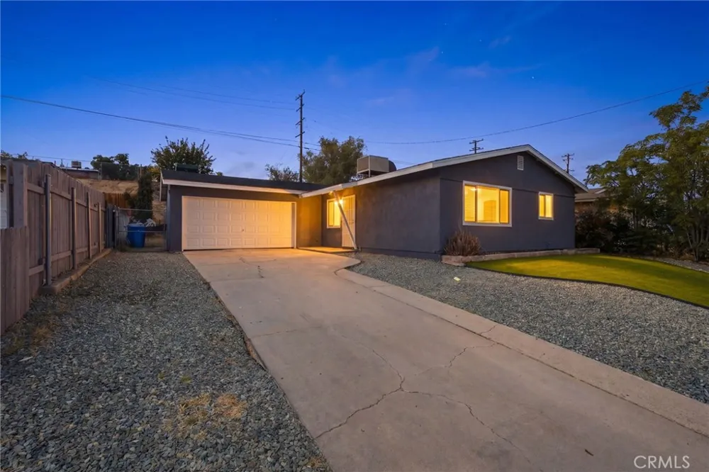 700 Patricia Avenue Barstow, CA 92311