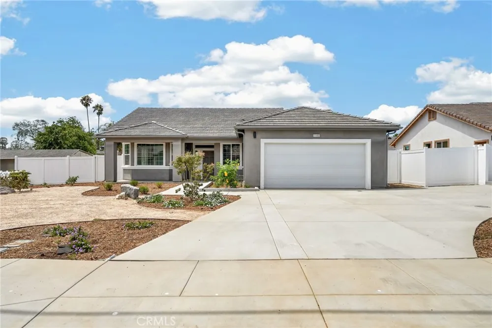 1185 Orange Avenue Beaumont, CA 92223