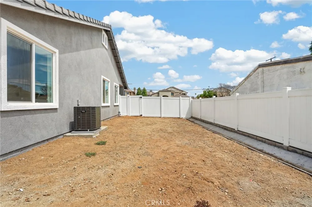 1185 Orange Avenue Beaumont, CA 92223