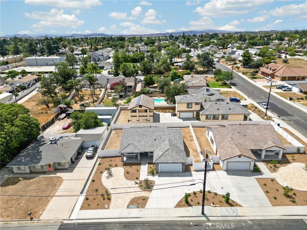 1185 Orange Avenue Beaumont, CA 92223