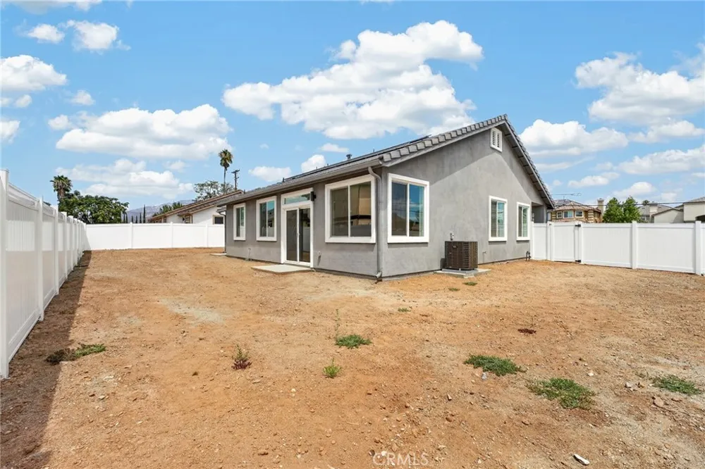 1185 Orange Avenue Beaumont, CA 92223