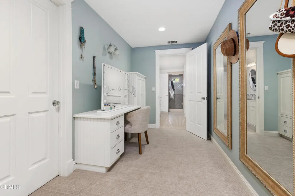 5130 Solliden Lane La Canada Flintridge, CA 91011