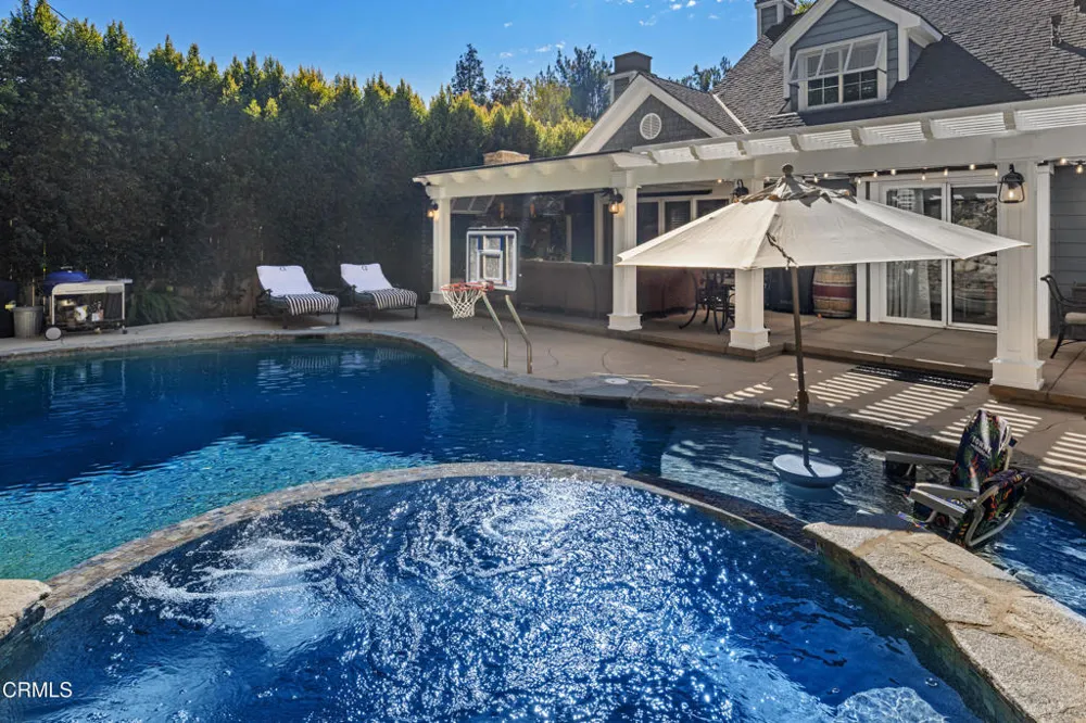 5130 Solliden Lane La Canada Flintridge, CA 91011