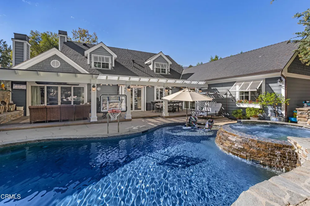 5130 Solliden Lane La Canada Flintridge, CA 91011