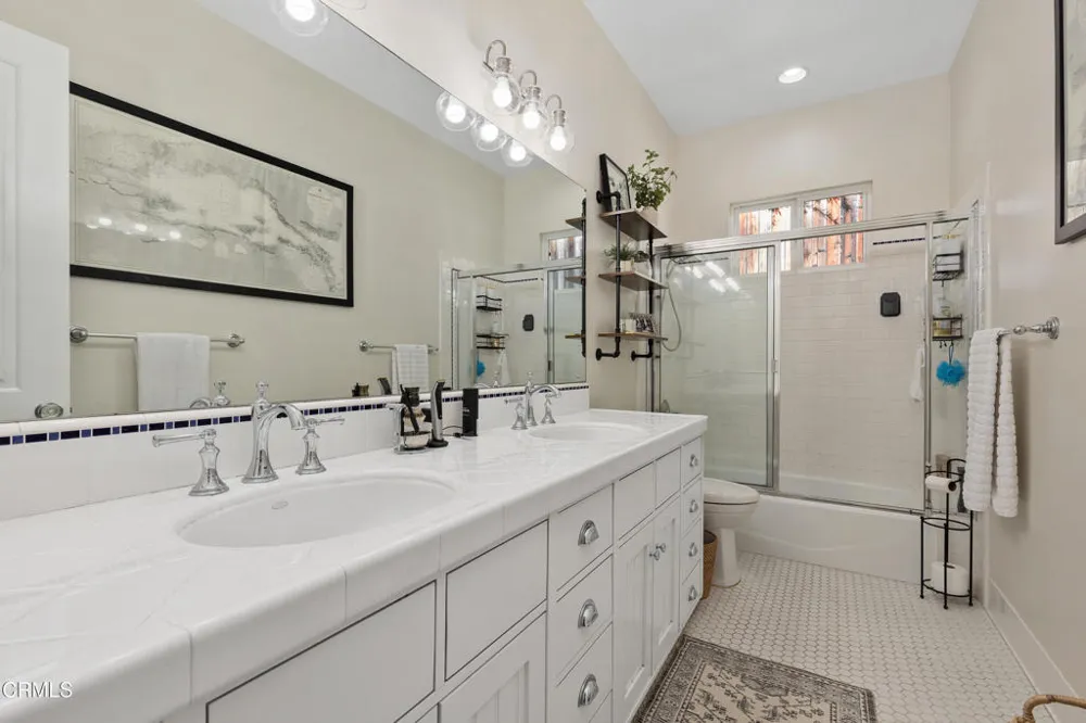 5130 Solliden Lane La Canada Flintridge, CA 91011