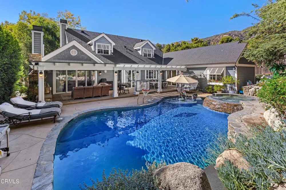 5130 Solliden Lane La Canada Flintridge, CA 91011