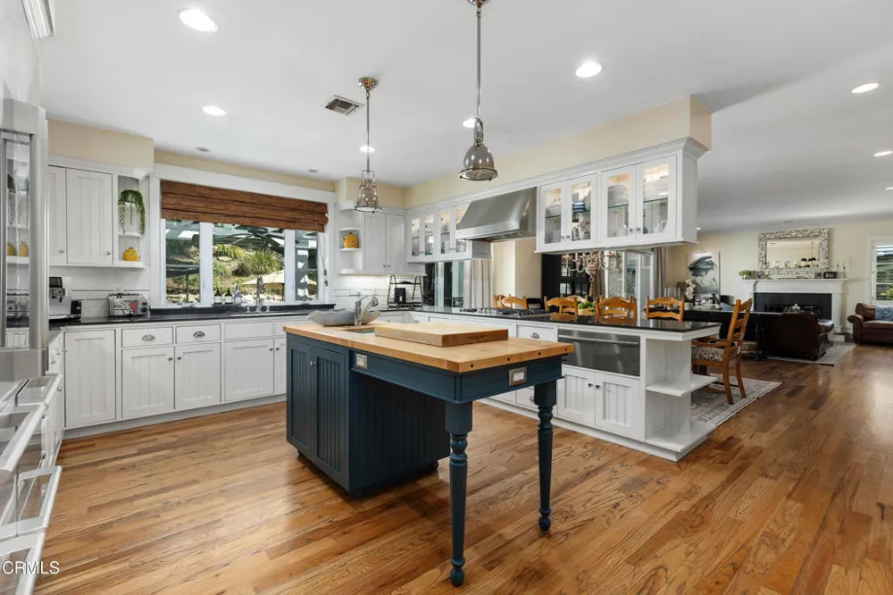5130 Solliden Lane La Canada Flintridge, CA 91011