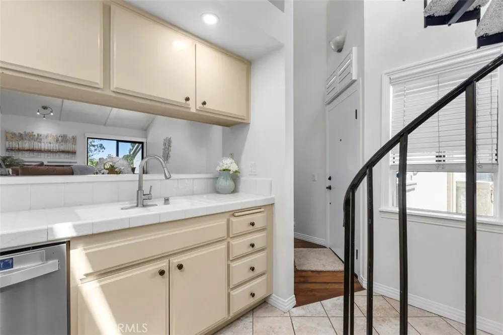 5145 Tortuga Huntington Beach, CA 92649