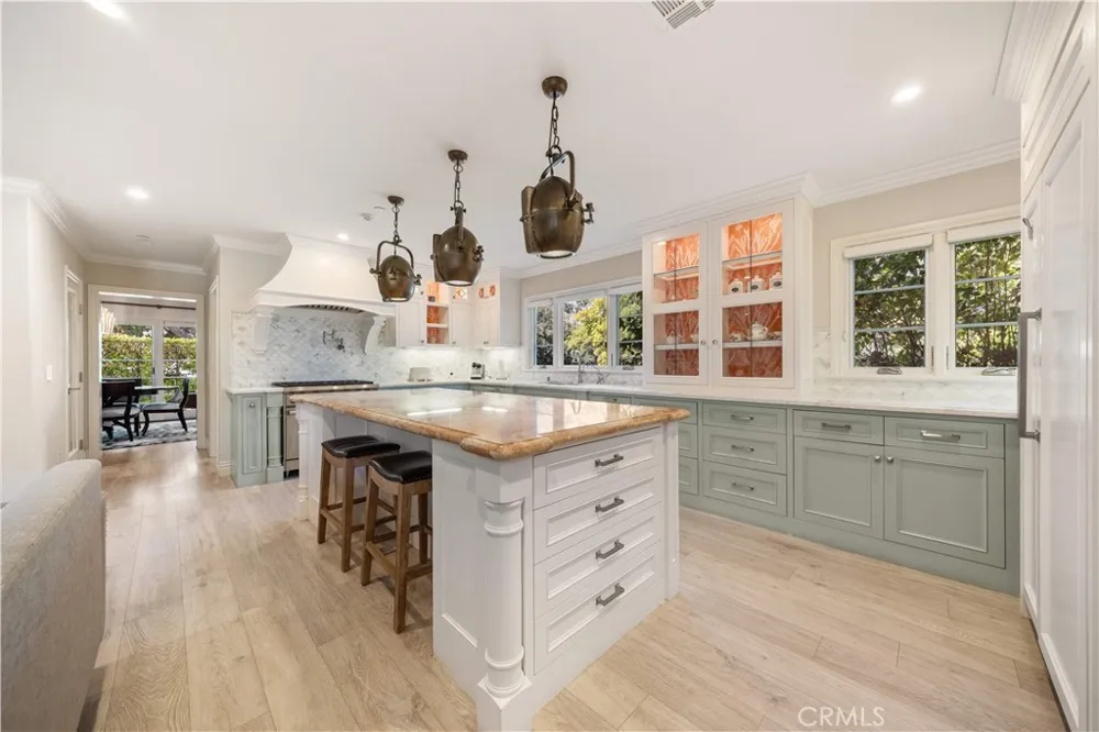 1486 Wembley Rd San Marino, CA 91108