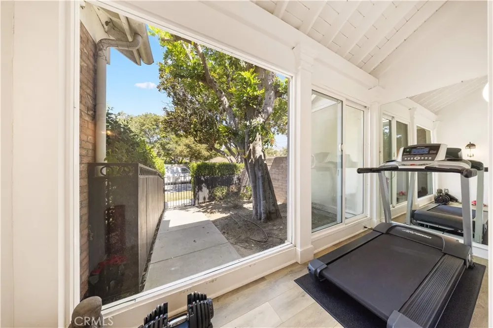 1486 Wembley Rd San Marino, CA 91108