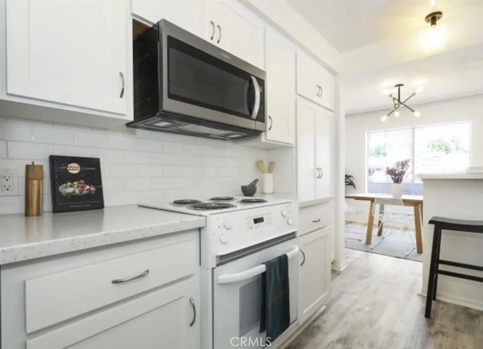 4614 Finley Los Angeles, CA 90027