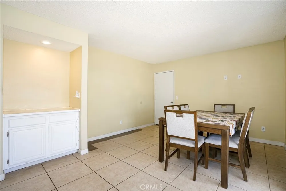 5389 Evergem Avenue Palmdale, CA 93552