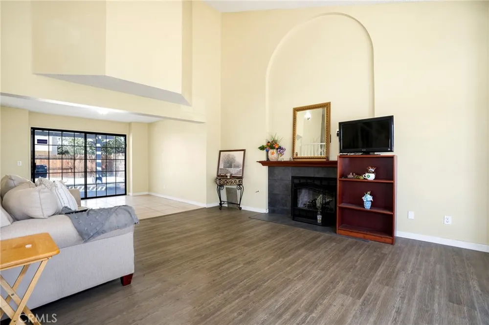 5389 Evergem Avenue Palmdale, CA 93552