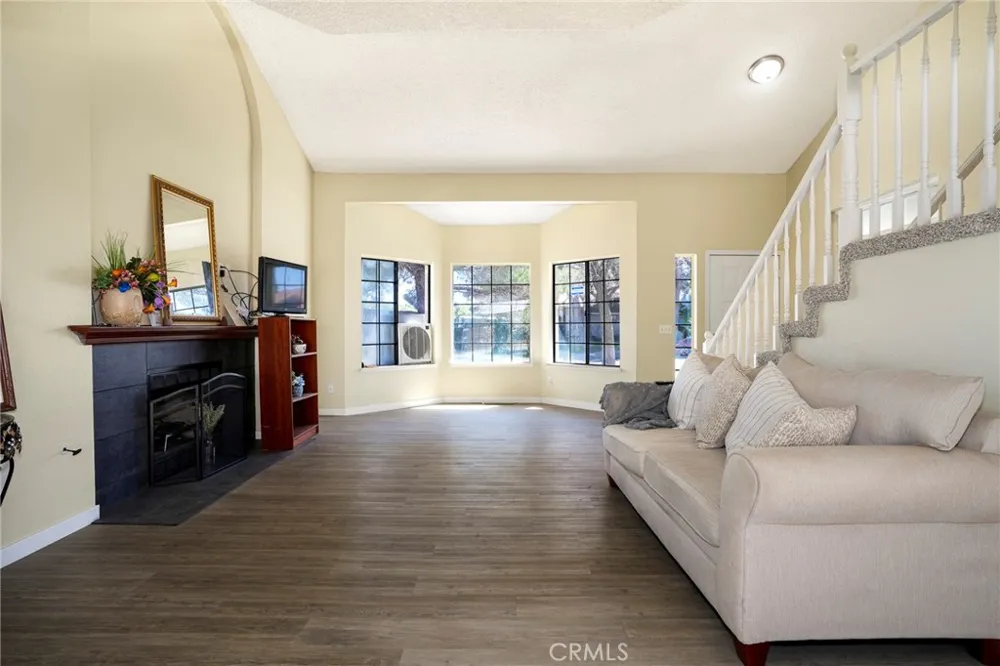 5389 Evergem Avenue Palmdale, CA 93552