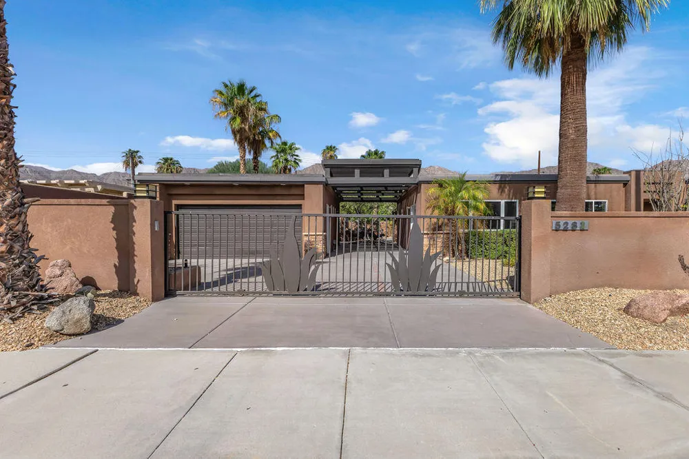 52883 Eisenhower Drive La Quinta, CA 92253