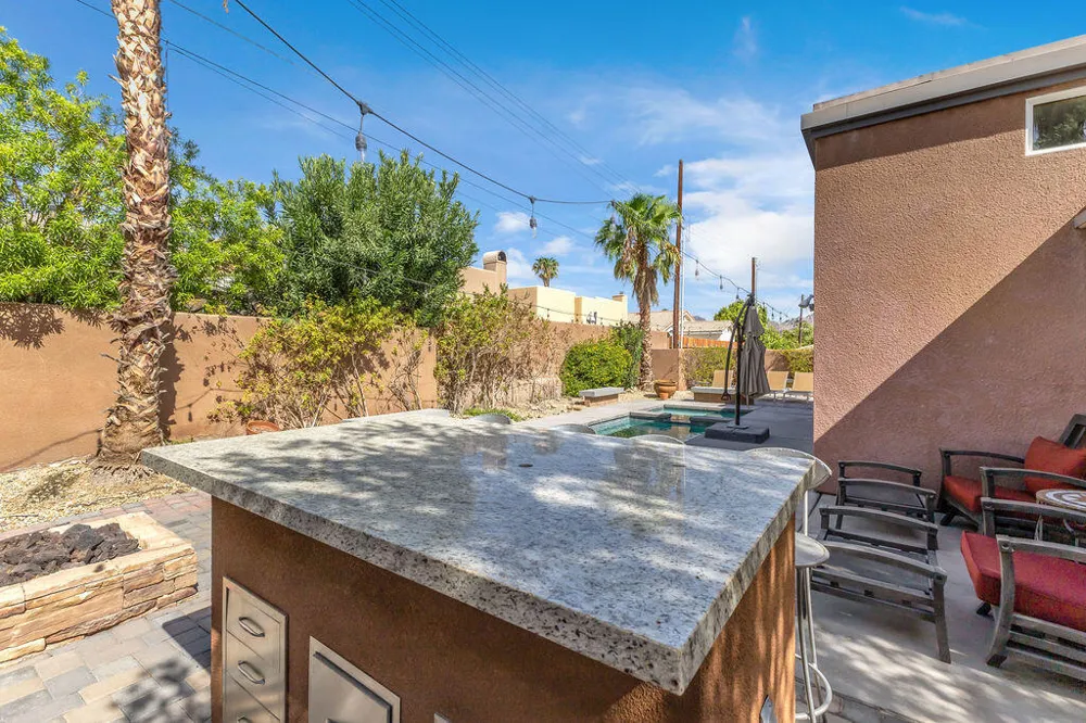 52883 Eisenhower Drive La Quinta, CA 92253
