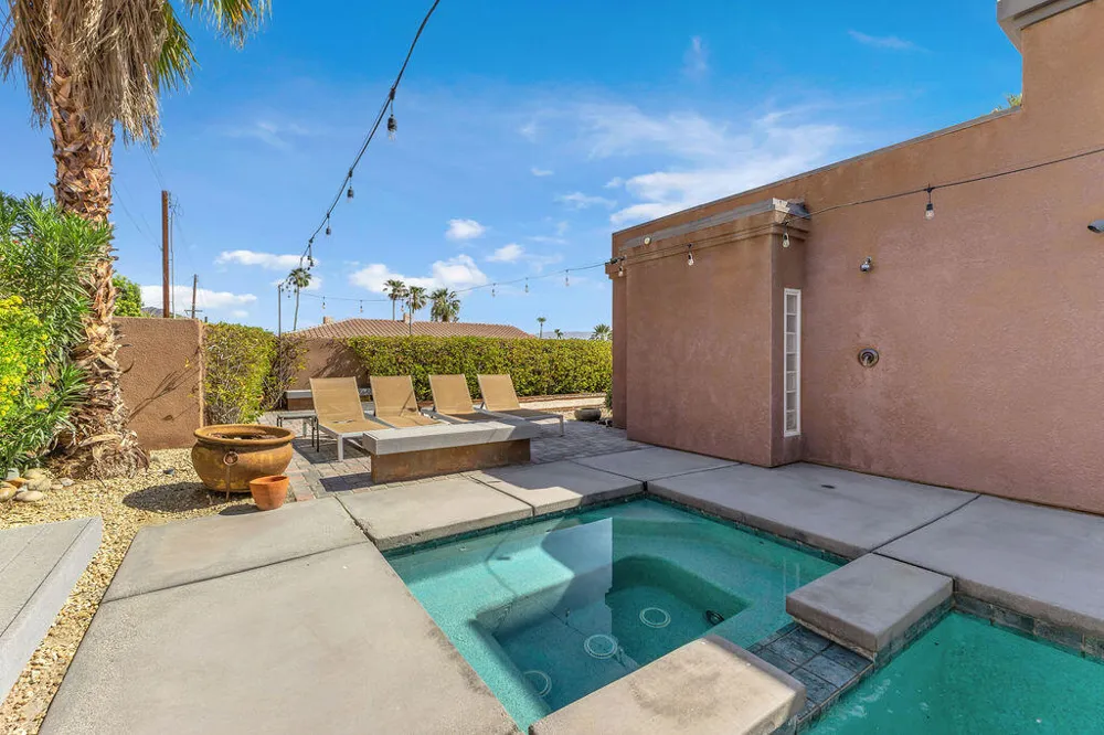52883 Eisenhower Drive La Quinta, CA 92253