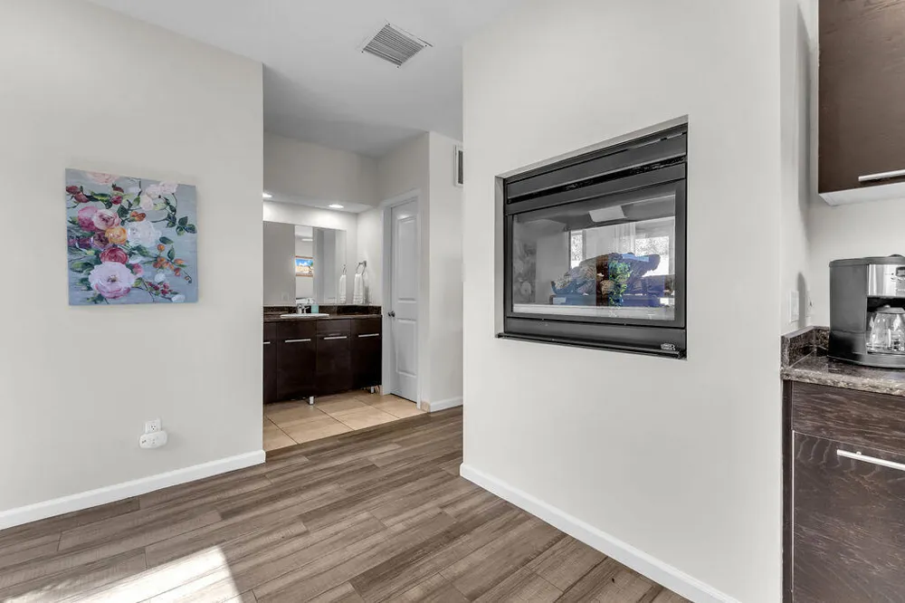 52883 Eisenhower Drive La Quinta, CA 92253