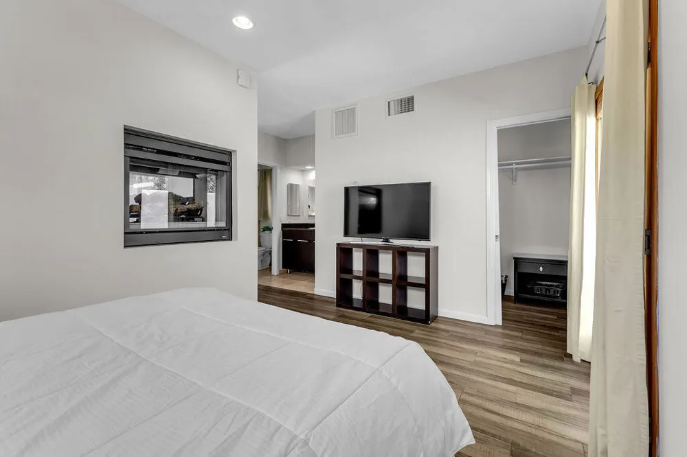 52883 Eisenhower Drive La Quinta, CA 92253