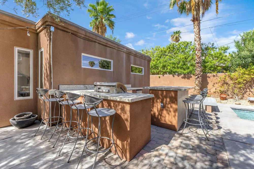 52883 Eisenhower Drive La Quinta, CA 92253