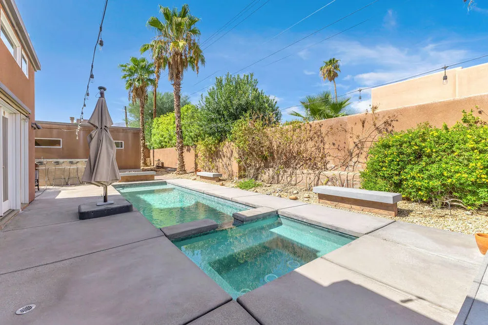 52883 Eisenhower Drive La Quinta, CA 92253