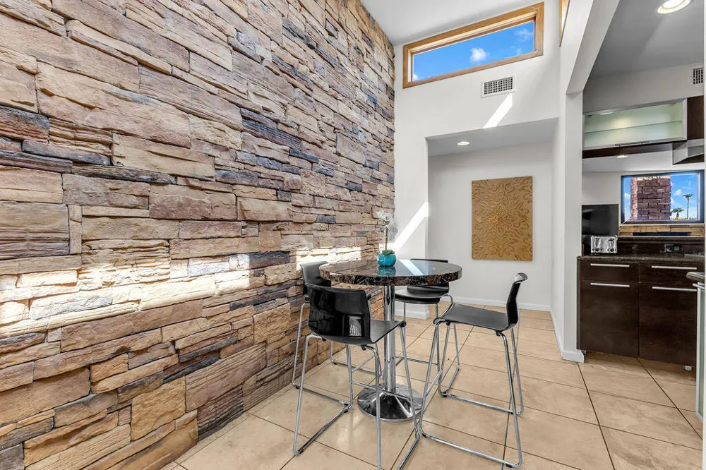 52883 Eisenhower Drive La Quinta, CA 92253