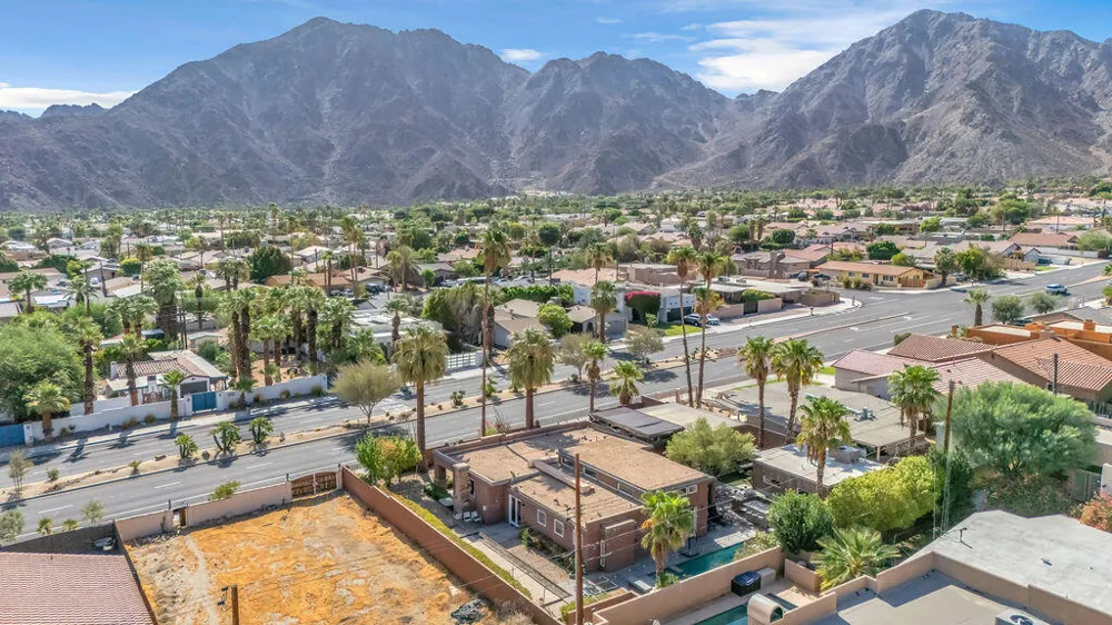 52883 Eisenhower Drive La Quinta, CA 92253