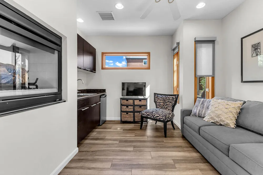 52883 Eisenhower Drive La Quinta, CA 92253