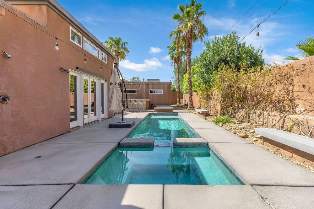 52883 Eisenhower Drive La Quinta, CA 92253