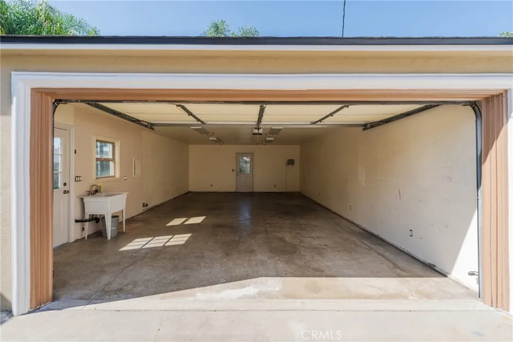 9454 Heiner Bellflower, CA 90706