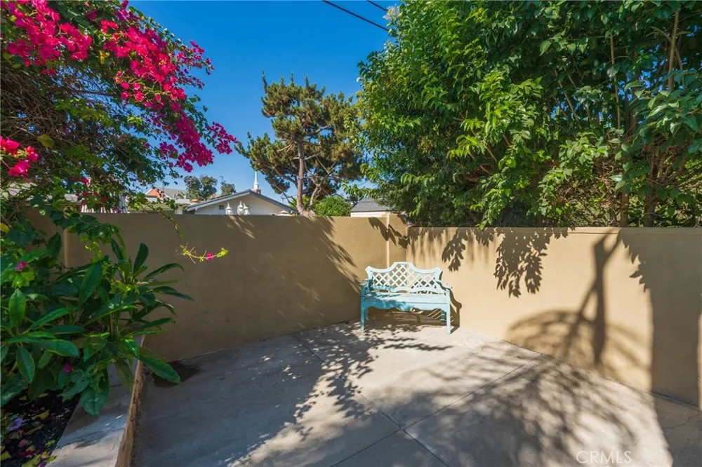 9454 Heiner Bellflower, CA 90706