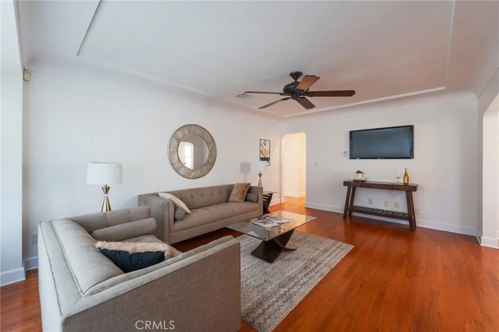 9454 Heiner Bellflower, CA 90706
