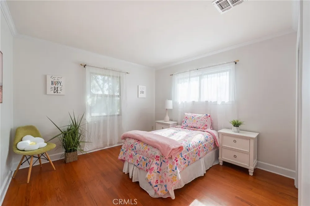 9454 Heiner Bellflower, CA 90706