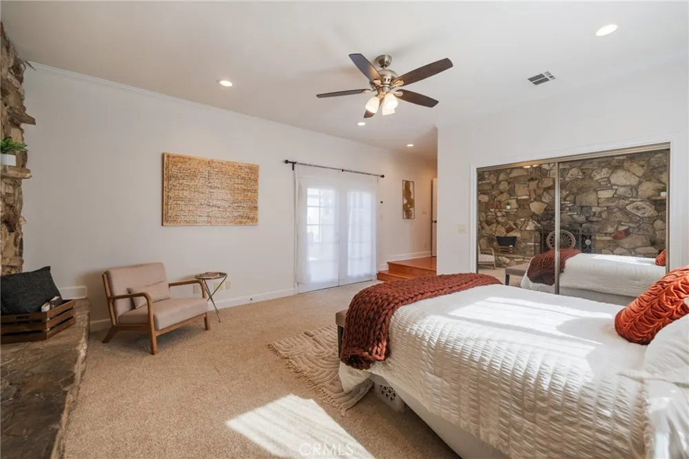 9454 Heiner Bellflower, CA 90706
