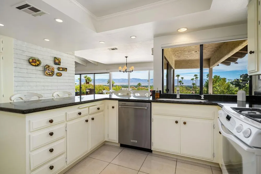 40200 Camino Del Sol Rancho Mirage, CA 92270