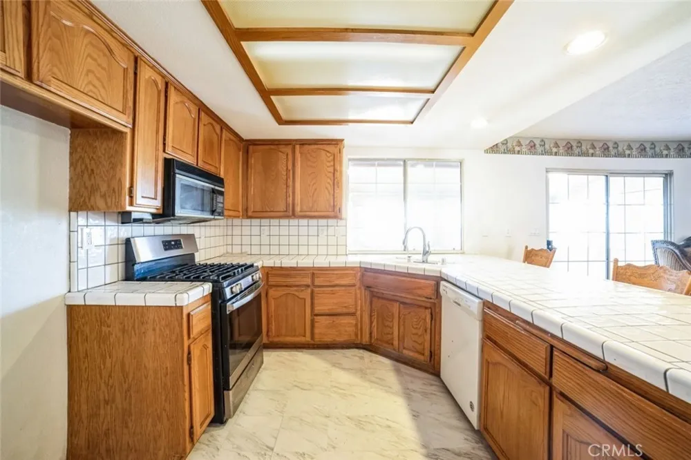 3010 Silver Ridge Drive Pinon Hills, CA 92372