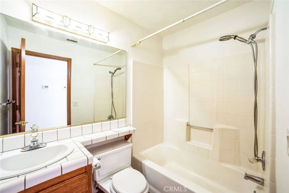 3010 Silver Ridge Drive Pinon Hills, CA 92372