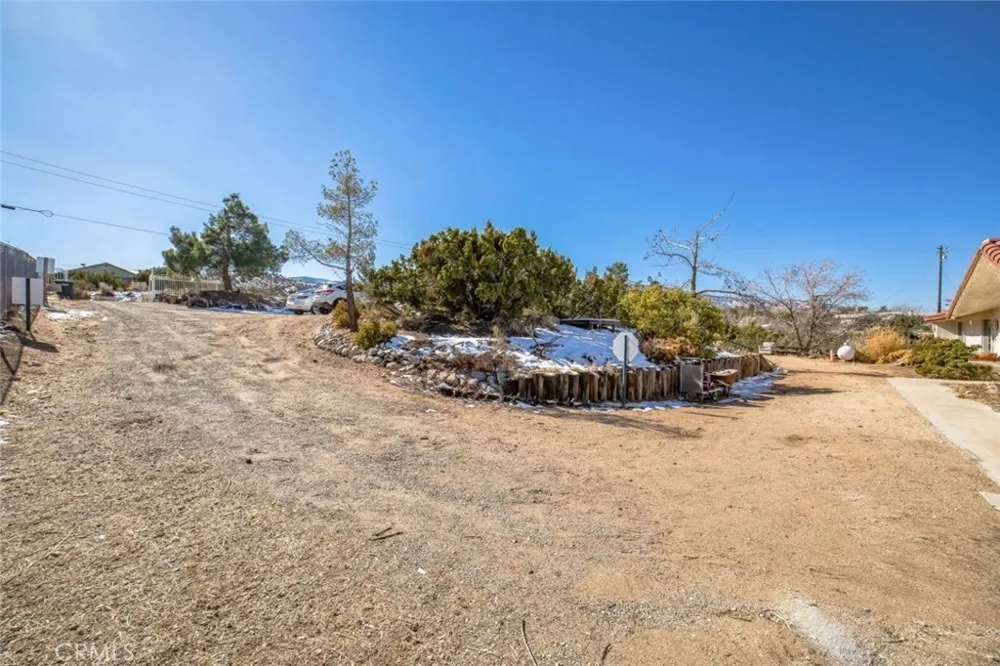 3010 Silver Ridge Drive Pinon Hills, CA 92372